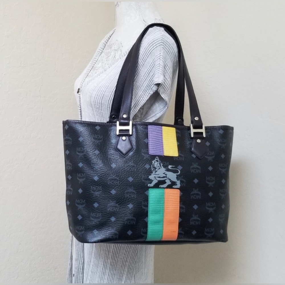 MCM LION PRINCESS JUMBO PURSE